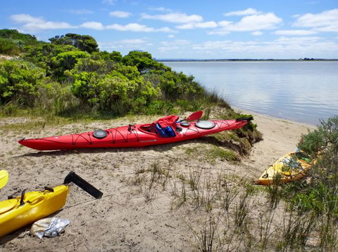 Canoe The Coorong - Holiday Find 12