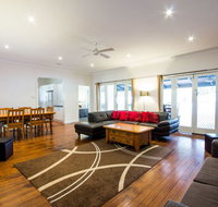 The Retreat Port Stephens - Holiday Find