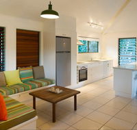 The Retreat Beach Houses - Holiday Find