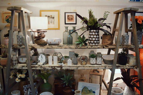 DBar Gallery - Holiday Find 0