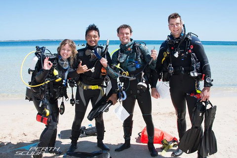 Discover Local Scuba Diving In Perth - Holiday Find 0
