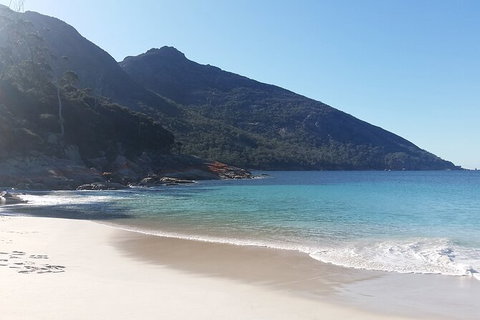 Wineglass Bay Explorer Active Day Trip From Launceston - Holiday Find 4