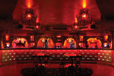 Dracula\'s Cabaret - Gold Coast - Holiday Find 4