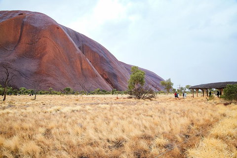 Uluru Sunrise And Guided Base Walk - Holiday Find 6