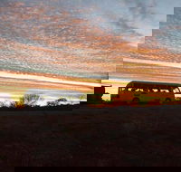 Bus Transfer Alice Springs to Ayers Rock Resort - Holiday Find