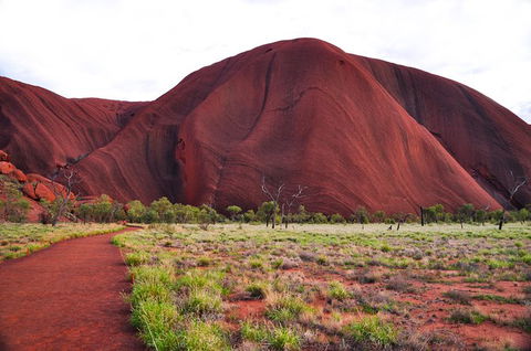 Ayers Rock Combo: Uluru Base And Sunset Plus Uluru Sunrise And Kata Tjuta With An Optional BBQ Dinner Or Kings Canyon Day Trip - Holiday Find 5