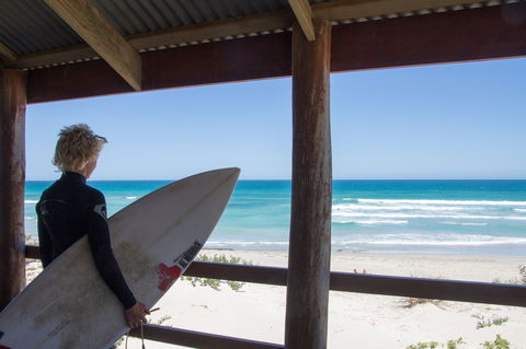 Back Beach - Geraldton - Holiday Find 0
