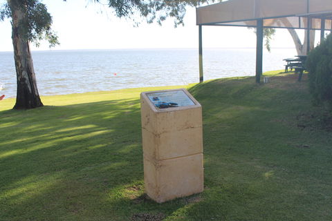 Barmera Aquatic Sporting Pioneers - Holiday Find 2