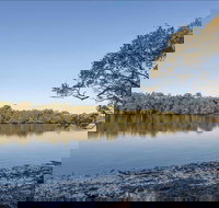 Double Wharf picnic area - Holiday Find