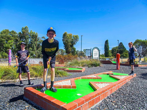Naracoorte Mini Golf - Holiday Find 2