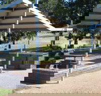 Point Hut Pond Park - Holiday Find