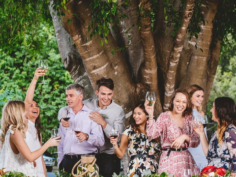 The Garden Lounge - Holiday Find 0