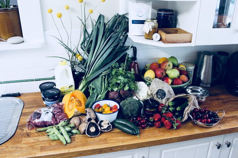 Willunga Farmers Market - Holiday Find 2