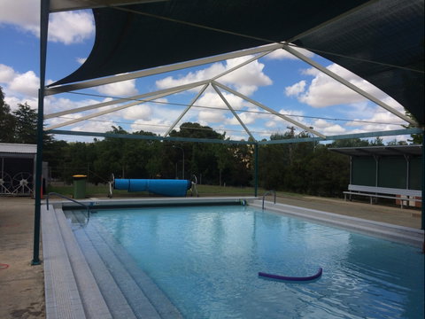 Yass Olympic Swimming Pool - Holiday Find 0