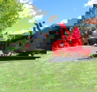 Bathurst Regional Art Gallery - Holiday Find