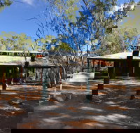 Elsey Homestead Replica - Holiday Find