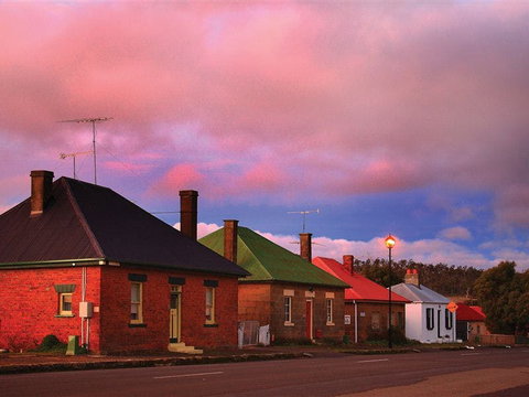 Heritage Highway - Holiday Find 1