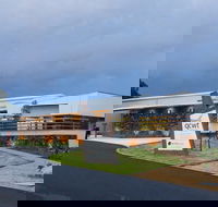 Varias Restaurant and Function Centre at the Queensland College of Wine Tourism - Holiday Find