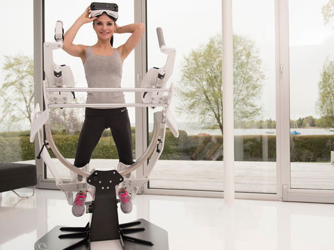 ICAROS Active Virtual Reality - Holiday Find 0