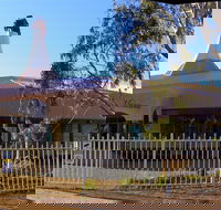 McFeeters Motor Museum and Visitor Information Centre - Holiday Find