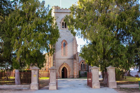 Parish Church Of St Andrew - Holiday Find 0