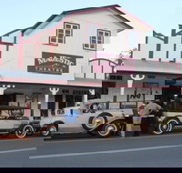 Pomona - Holiday Find