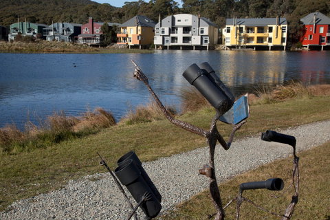 Sculpture Trail At Lake Crackenback Resort And Spa - Holiday Find 0