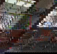 The Olive Branch Prom Country