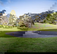 Yankalilla Golf Course - Holiday Find