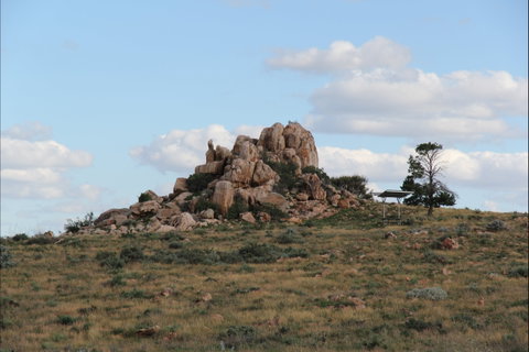 Castle Rock Walk And Lookout - Holiday Find 1