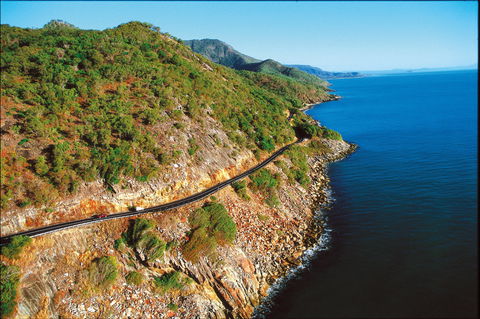 Great Barrier Reef Drive - Holiday Find 2