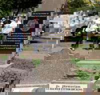 Historical Cemetery Moree - Holiday Find