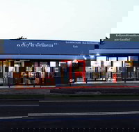 Kelly  Gemelli - Art and Design - Holiday Find