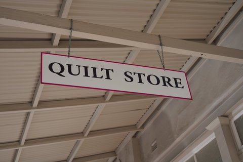 The Braidwood Quilt Store - Holiday Find 1