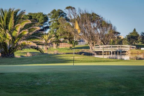 South Lakes Golf Club - Holiday Find 0