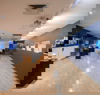 Wyndham Art Gallery - Holiday Find