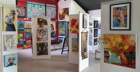 The Royal Queensland Art Society Inc. - Holiday Find 1