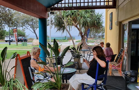 The Royal Queensland Art Society Inc. - Holiday Find 2