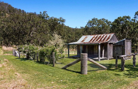 Youdales Hut And Stockyards Historic Site - Holiday Find 0