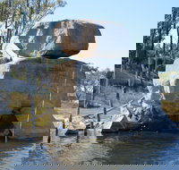 Lake Boondooma - Holiday Find