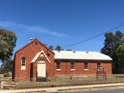 Rutherglen Common School Museum - Holiday Find 0