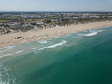 Secret Harbour - Holiday Find 0