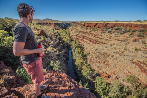 Gorge Rim Walk, Dales Gorge - Holiday Find 0