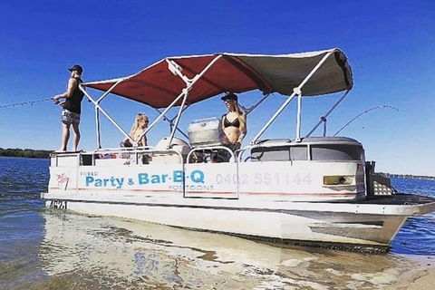 BBQ Boat Hire - Holiday Find 0