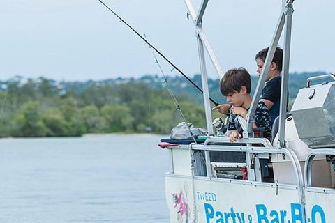 BBQ Boat Hire - Holiday Find 2