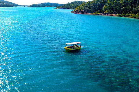 Airlie Beach Glass Bottom Boat Tour - Holiday Find 1
