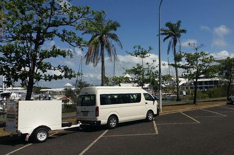 Airport Transfer To Or From Port Douglas Hotels For Up To 13 People (7am-10pm) - Holiday Find 2