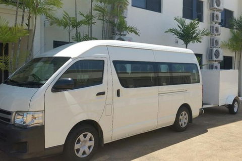 Airport Transfer To Or From Port Douglas Hotels For Up To 13 People (7am-10pm) - Holiday Find 0