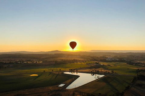 Hot Air Ballooning Brisbane Including Canungra Vineyards Breakfast - Holiday Find 9