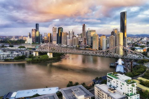 Arrival Private Transfers: Brisbane Airport BNE To Brisbane In Business Car - Holiday Find 5
